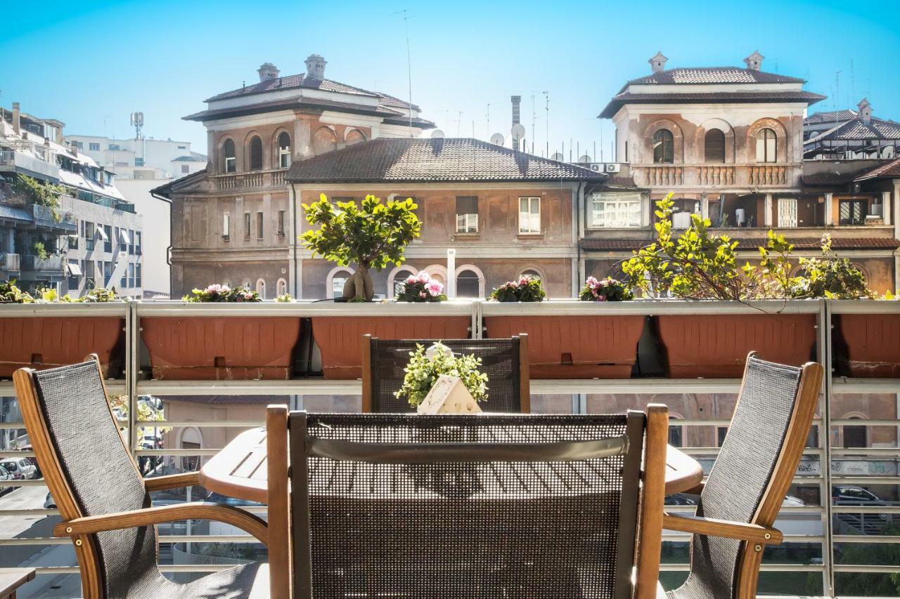 Boutique Domus River Terrace Apartment Rom